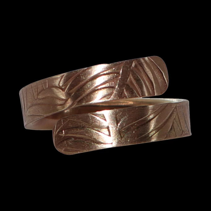 Pressed leaf overlapping gold filled ring