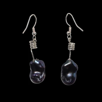 Tahitian pearl dangle earrings