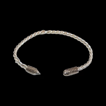 Men's Sterling silver bracelet with stylized end caps