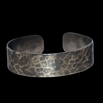 Women' Patina wash sterling silver cuff
