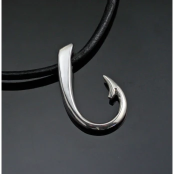 Drop Hook Necklace