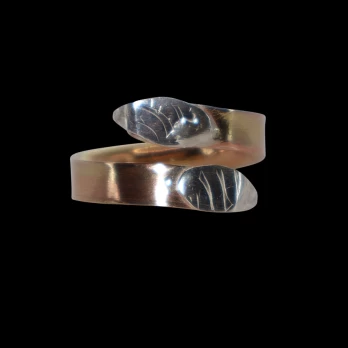 14k Gold Filled Woman's Ring with silver leaves