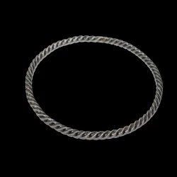 Twisted Women's silver bangle